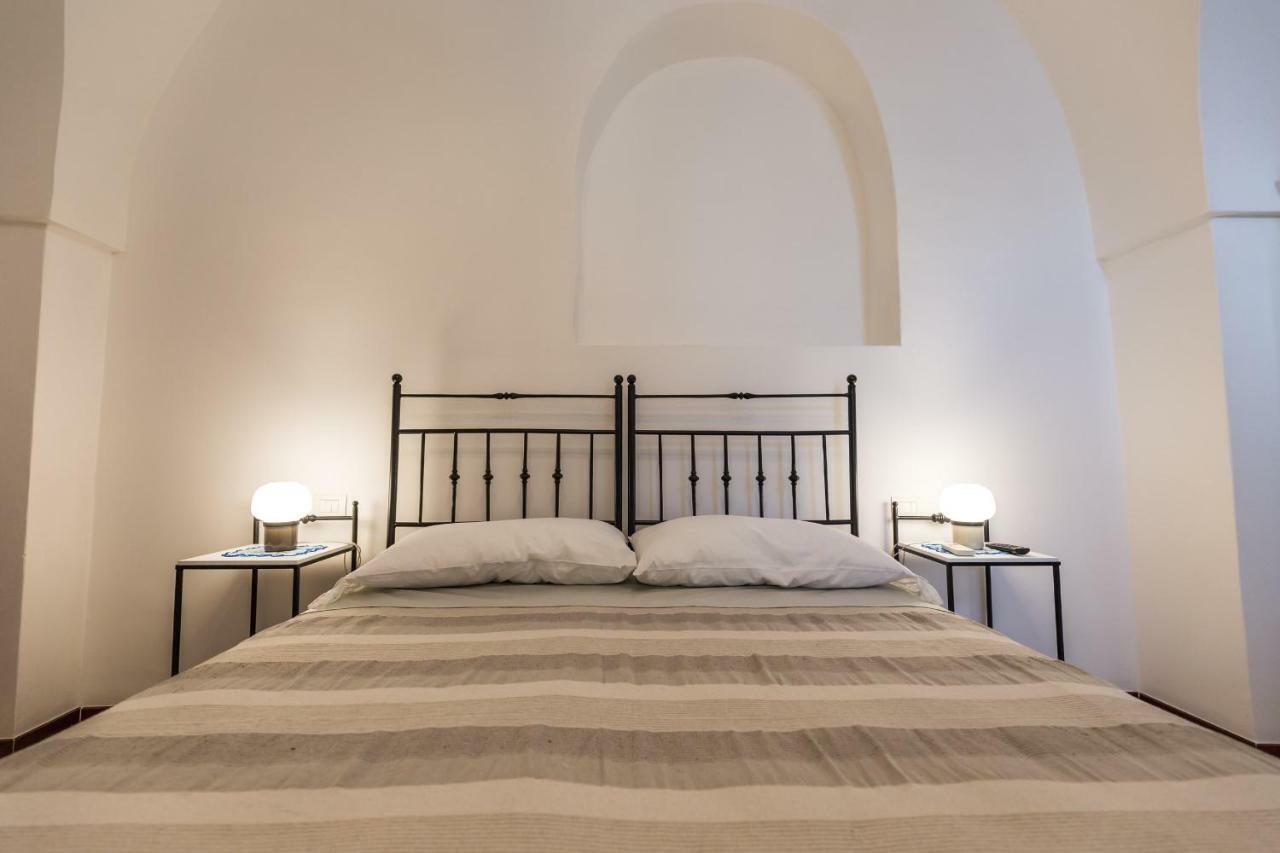 Bed and Breakfast Da Concavo E Convesso à Locorotondo Extérieur photo
